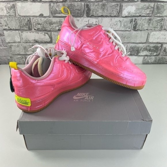 NIKE AIR FORCE 1 EXPERIMENTAL RACER PINK - Picture 1 of 9